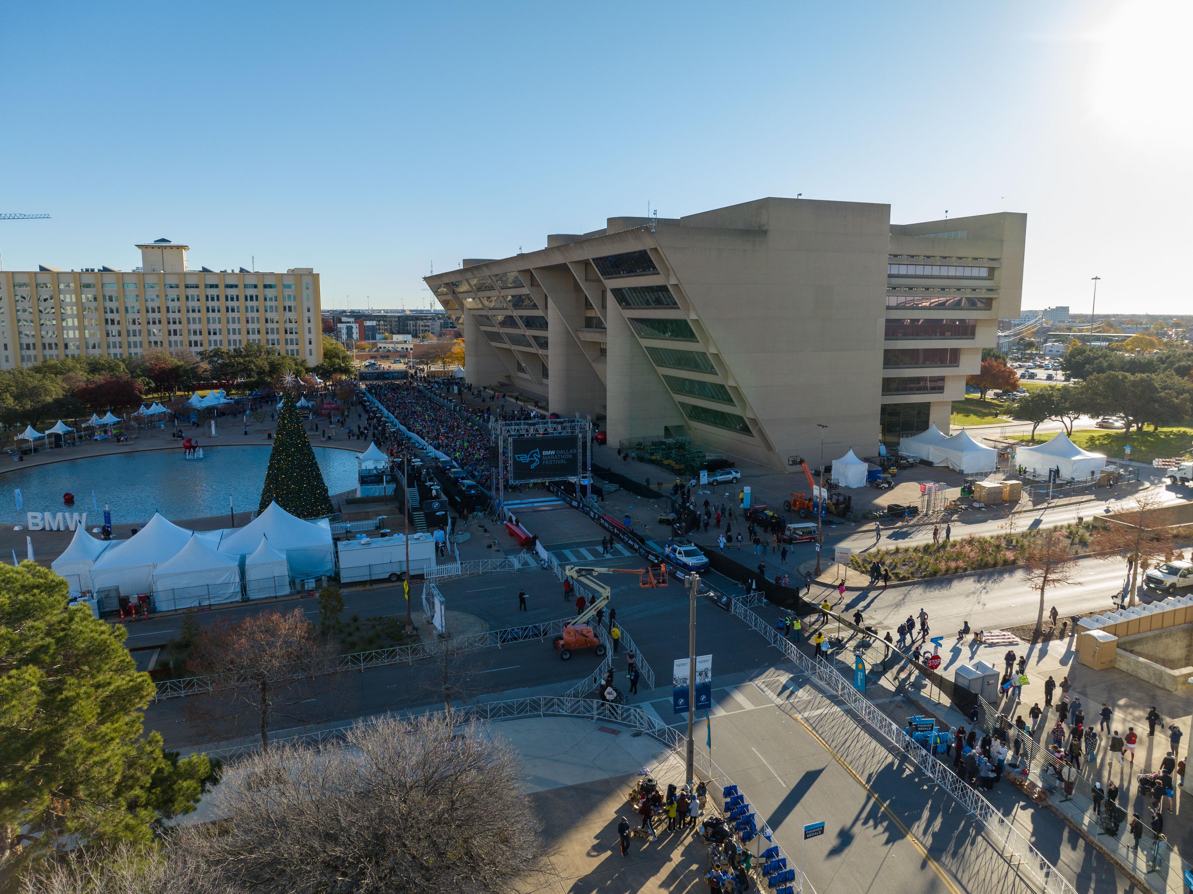 Foto histórica de una carrera reciente en el Maratón de Dallas